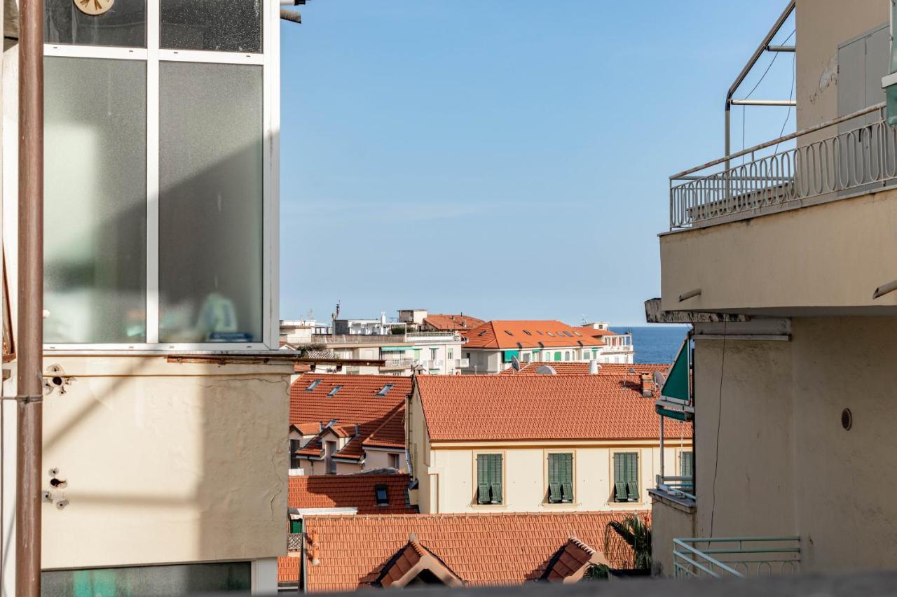 H11 Lux Ariston - Centro *